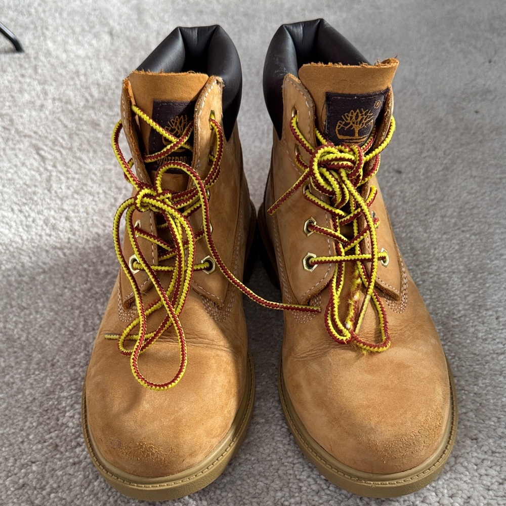 Timberland Tan Leather Boots with Yellow and Red Laces size 2
